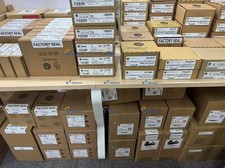 1PC YASKAWA SGMJV-04A3M6C SGMJV04A3M6C Servo Motors New Expedited Shipping picture
