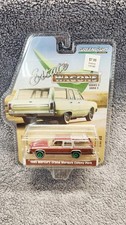 Greenlight 1985 Merc Grand Marquis Colony Park 1/64 Diecast Green Machine Chase picture