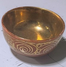 九谷 Kutani Ware Antique Early 1900s Japanese Sake Cup Red And Gold  picture