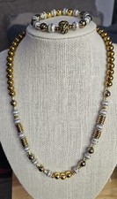 Collar de Piedras de Hematita y Pulsera con León Tibetano Diseño unico picture