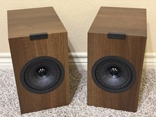 MINT KEF Q1 Meta Passive Bookshelf Speakers - Walnut picture