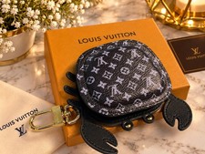 Louis Vuitton Crab Monogram Leather Key Chain Mini-Pouch Black picture