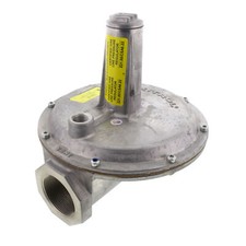 Maxitrol 325-9L-2 Line Regulator for High BTU Gas Systems picture