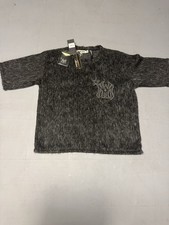 medium mohair picture