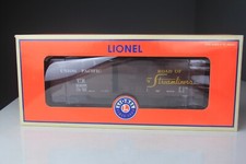 Lionel Union Pacific Boxcar Brown 6-26023 w/ Original Box picture