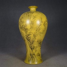 Chinese Ru-ware *Meiping* Vase with Ink-style Landscape Painting picture