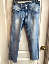 Jeans Colony Women’s Light Wash Distressed Skinny Jeans Normcore Minimalist picture
