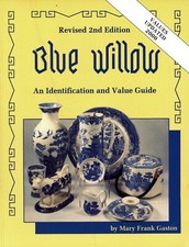 Antique Blue Willow Pottery - Types Makers  / Illustrated Book + Values picture