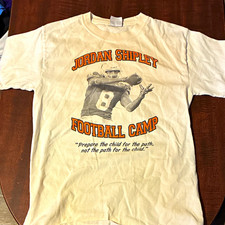 Hanes Beefy-T Men's M White Cotton Crew Neck Short Sleeve Graphic T-Shirt picture