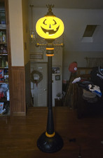 Hyde and Eek Halloween 6 ft Pumpkin LED Street Lamp Indoor/Outdoor NIB picture
