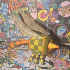 Kidrobot x Damon Soule Disturbo Vintage Dragonfly Figure 2000s Urban Art Toy picture