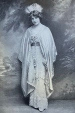 1914 Vintage Magazine Illustration Actress Mollie McIntyre picture