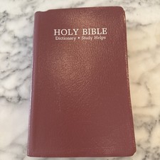 VTG 1989 Holy Bible KJV Red Letter Dictionary Study Helps World Publishing Rose picture