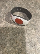 Disney WDW Magic Band 2 Toy Story PIZZA PLANET ~ EXTREMELY RARE  picture