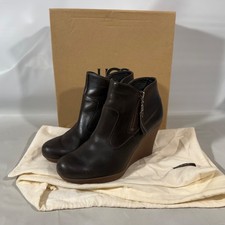 UGG Meredith Ankle Wedge Boots Leather Bootie Womens US 7.5 SN 1009948 New NOS picture