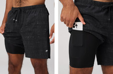 Fabletics The One Short 5in Mens M Black Dye Print NWT Athletic Gym Training picture
