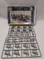 ITALERI Historics 1:72 Medieval MONGOLS  Scale Hobby 6020 NEW Open Box picture