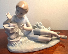 LLADRO Pleasant Encounter, #4858 - Excellent Condition picture