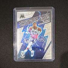 Panini 2021-22 Mosaic Giannis Antetokounmpo Thunder Lane Insert #1 Bucks picture