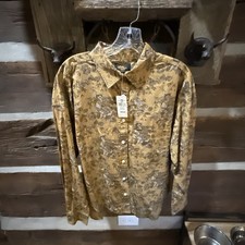 L.L. Bean Women’s Signature Long Sleeve Button Up Top De (r) picture