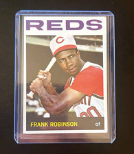 1964 Topps #260 Frank Robinson Reds HOF MVP 586 HR Vintage Baseball Card picture