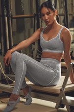 ALO Alosoft Heart Throb Matching Set Versatile Lounge Gym High Rise picture
