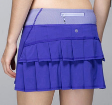 Lululemon VINTAGE Women’s Purple Pleated Skirt with Striped Waistband, size 2 picture