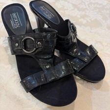 Aerosoles Women's Black Sandals picture