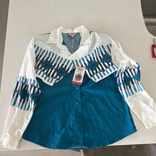 Cowgirls' Rodeo Association Women's L Blue/White Chambray Western Shirt Pockets picture