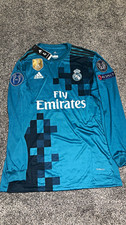 Retro Real Madrid 2017/18 Third Jersey Ronaldo #7 Champions League Edition picture