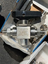 20+LOTPART+ SS-H83XPS4 Swagelok 1/8 Stainless SEAT PEEK 10000PSIG @100F SEE PICS picture