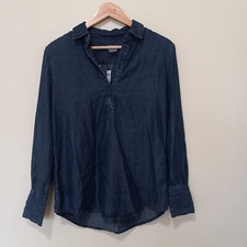 New CHICOS Women's Navy Tencel v Neck Top Casual Career Size 0 US 4/6 picture