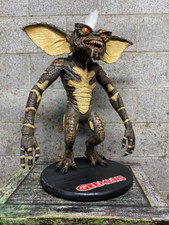 Gremlins Puppet Display Doll Stand for Full Size Gremlin Movie Prop (STAND ONLY) picture