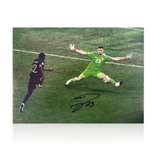 Emi Martinez Signed Argentina Football Photo: World Cup Final Save picture