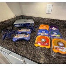 Vtech V.Flash Home Edutainment System Console 2 Controllers 6 Games Bundle picture