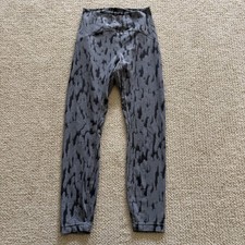 Lululemon Align High Rise Crop Leggings Womens 4 Gray Black Ikat Print 23 Inseam picture