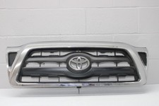 2005 2009 TOYOTA TACOMA FRONT UPPER GRILLE OEM picture
