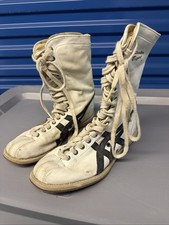 ASICS Tiger Men’s High Top Wrestling Shoes Vintage Lace Up. /White/Black picture