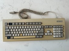 Commodore Amiga 2000 Vintage Keyboard Missing Keys Issues READ picture
