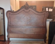 HAND CARVED VINTAGE FULL-SIZED LOUIE THE XV STYLE BED FRAME picture