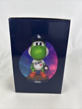Yoshi #18 LA Dodgers Exclusive Bobblehead Figure w/ Box picture