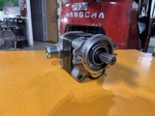 OEM YALE | HYSTER FORKLIFT GEAR PUMP 582002179 (GOOD USED) picture