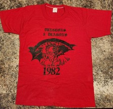 Dungeon & Dragons Vintage T-Shirt picture