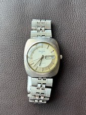 Vintage 1973 Bulova 23 Cushion Case Automatic 11AOACB — Full Original Bracelet picture