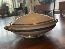 VINTAGE DISCONTINUED LENOX MONROE ROUND COVERED VEGETABLE / CASSEROLE BOWL MINT picture