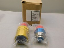 Aeroquip 3905-12 CPLG Half / 3902-12 Male Half Aerospace Quick Connect Fitting picture