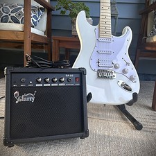 All-In-One White Electric Guitar Package with 20w Amp, Full-Size, H-S-S Pickups picture