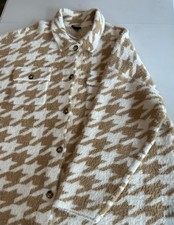 Torrid Size 3 Houndstooth Eyelash Shacket Sweater Button Up Pockets Brown Cream picture