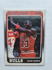 1988-89 Fleer #17 MICHAEL JORDAN 1988-1989 basketball card - Chicago Bulls picture