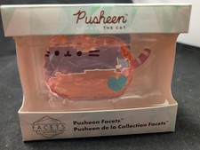 Pusheen Facets Collection - PUSHEEN The Cat Pink Acrylic Figurine Enesco picture
